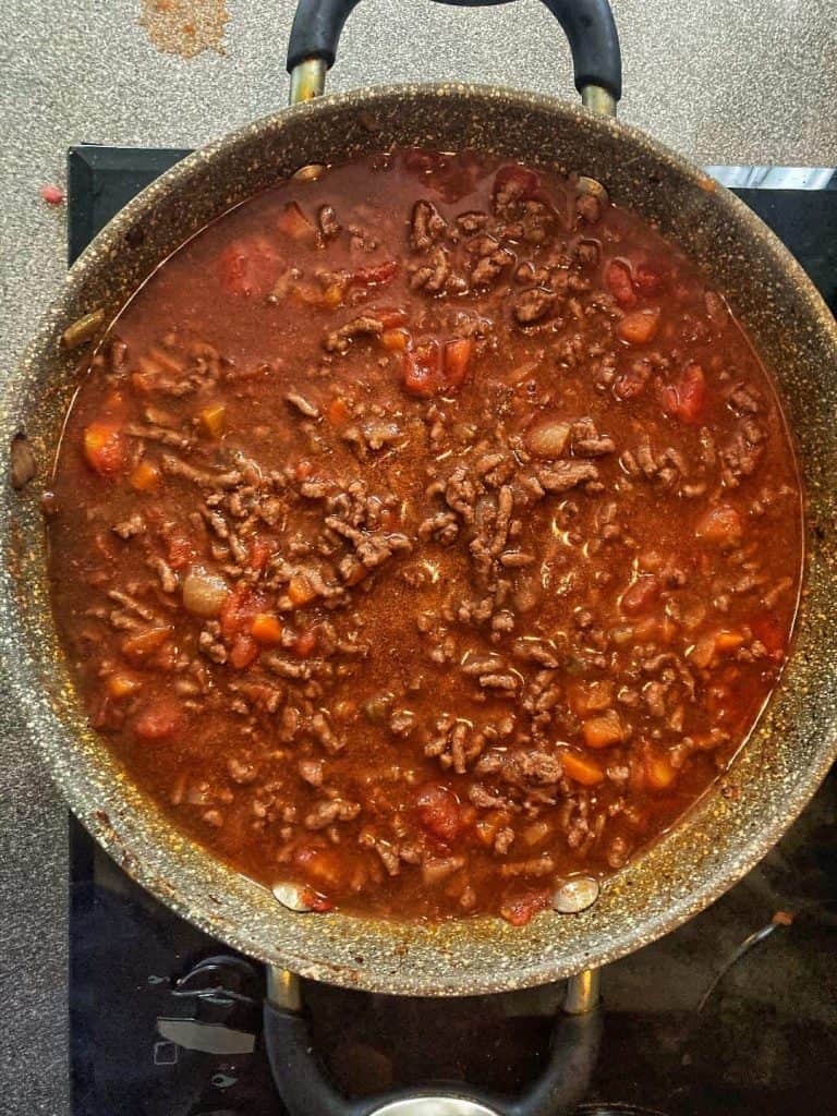 bring sauce to the boil spaghetti bolognese