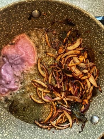 fried onion and blended onion